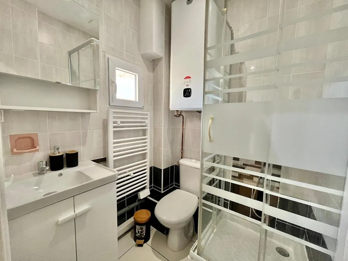 T4 Minimaliste A 15 Min De Lyon Apartman Oullins